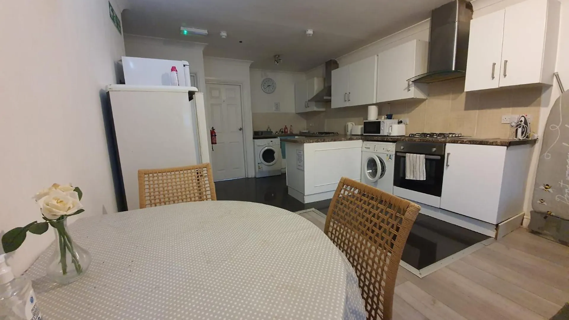 London Ilford Rooms Goodmayes Guest house